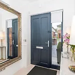 Castle Hideaway * Malahide